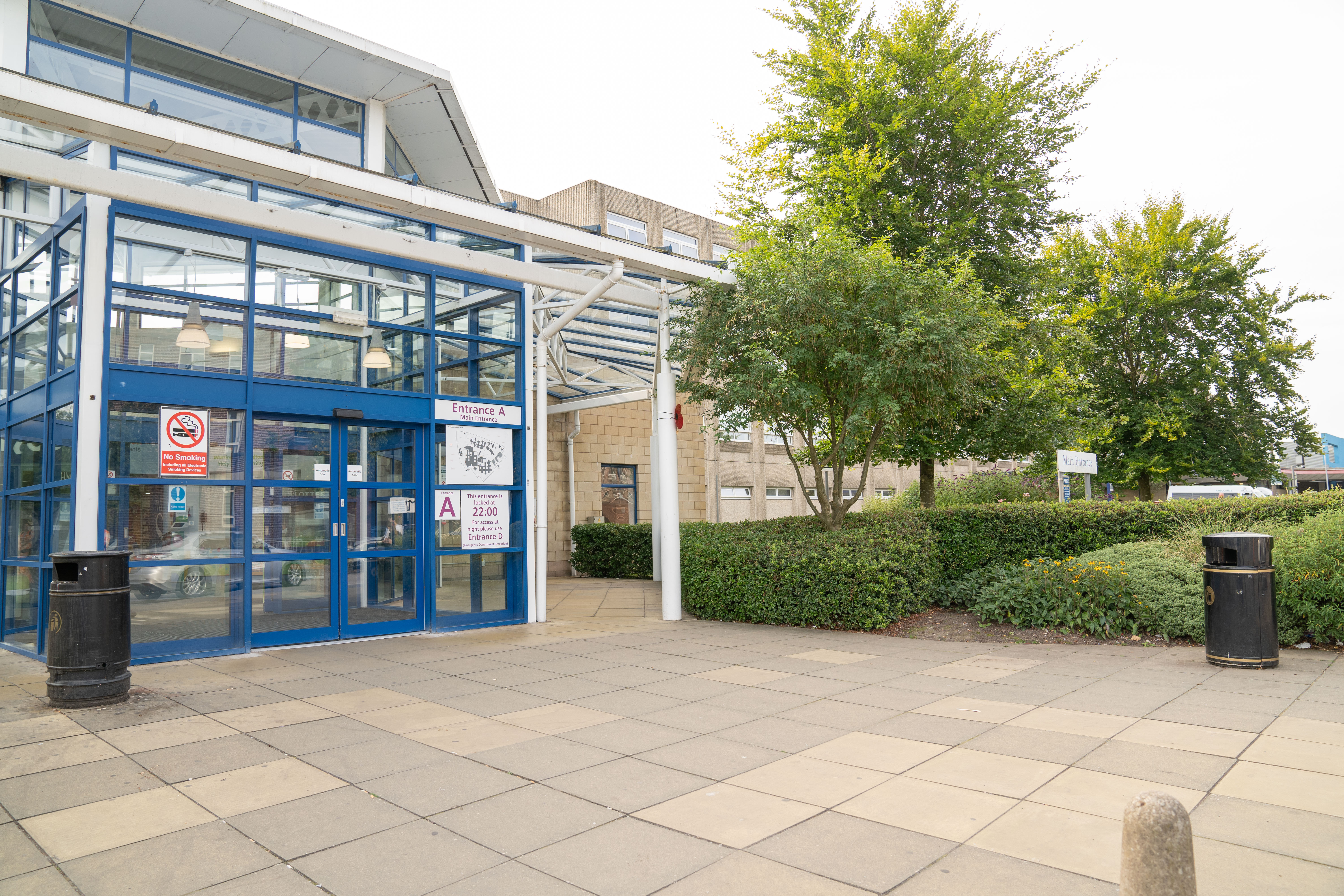 Warrington Hospital main entrance