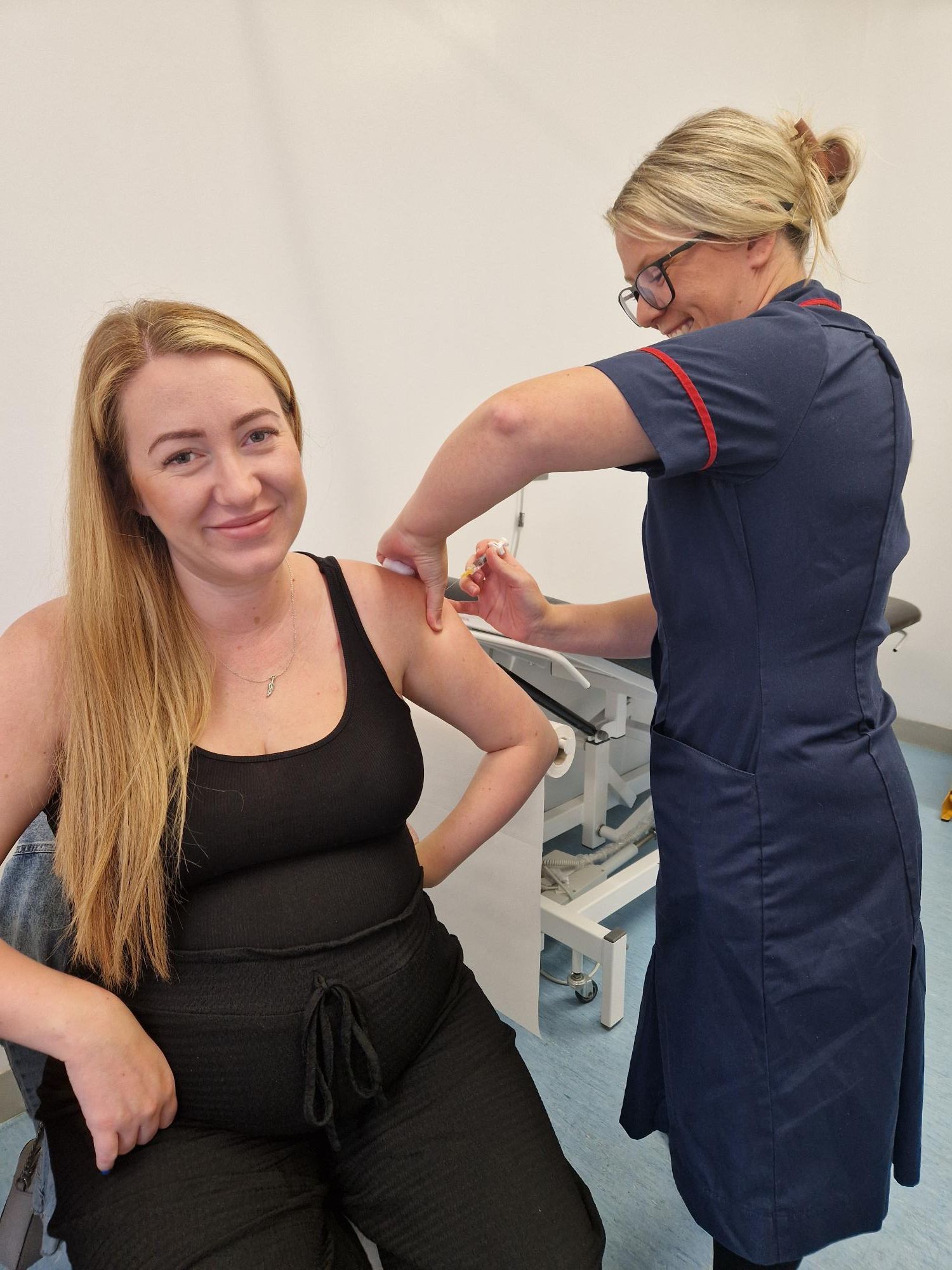 Rachel Bibby, one of the first patients to receive the RSV vaccine, with Specialist Midwife Tildy Ashcroft. 